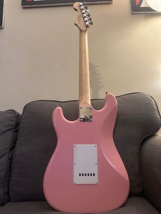 Chitarra Squier Stratocaster Rosa