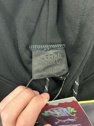 Sudadera Syna World Nueva Gris y Negra