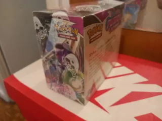 Caja Pokémon Fusion Strike