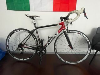 Bicicleta Trek Madone 5.2