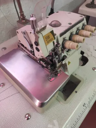 Remalladora industrial 5 hilos No se envía