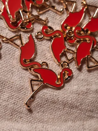 Lote 10 dijes flamencos esmaltados