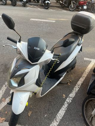 Scooter SYM 125cc Automática