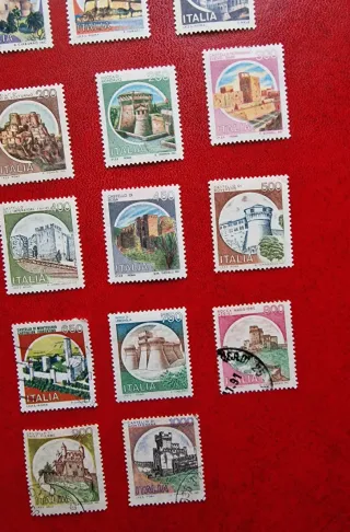 Lotto francobolli castelli italiani