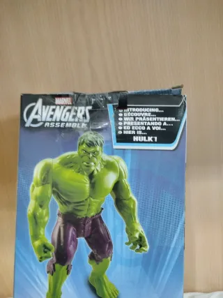Figura Hulk Marvel Avengers Titan Hero Series