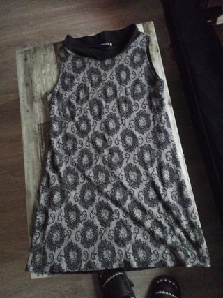 Vestido sin mangas estampado