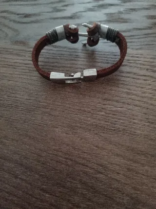 Pulsera cuero marrón ancla acero