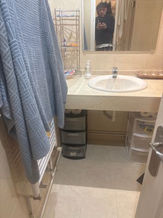 Alquiler de habitación muy amplia con plaza de