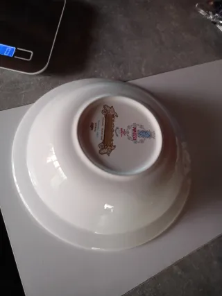 Fuente honda Pontesa, flores azules vintage