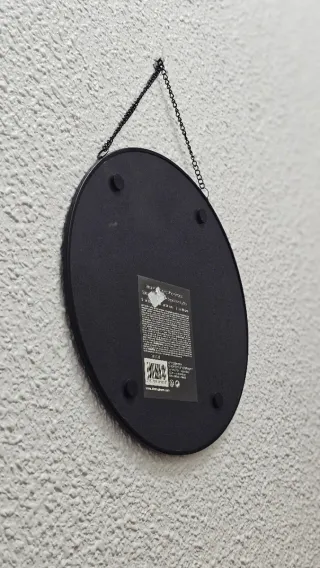 Espejo redondo negro con cadena