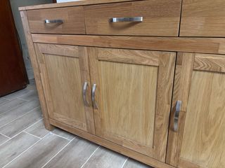 Aparador de roble macizo