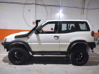 Todo terreno Nissan Terrano II 2005