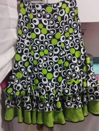 Conjunto dos piezas estampado círculos y volantes