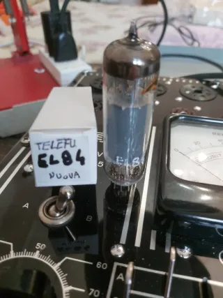 Valvola EL84 Telefunken testata con provavalvole