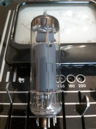 Valvola EL84 Telefunken testata con provavalvole