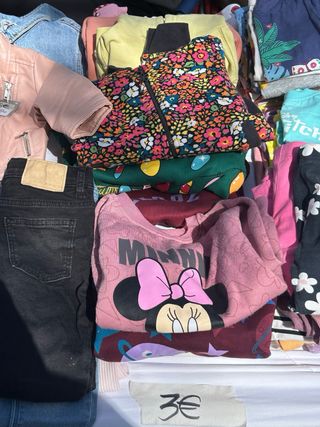 Ropa niña variada, indianos, carnaval, halloween