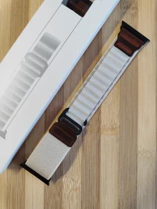 Cinturino Alpine Loop per Apple Watch Ultra 3-2-1