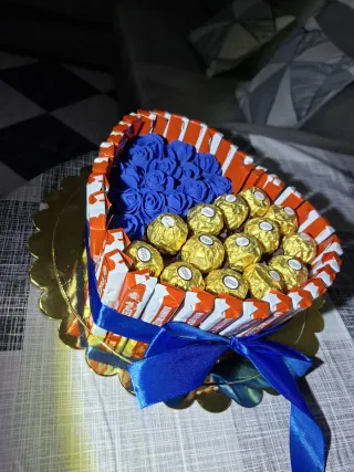 Cesta San Valentín Kinder y Nutella