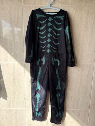 Disfraz esqueleto con cola Talla S (110-122 cm) 6€