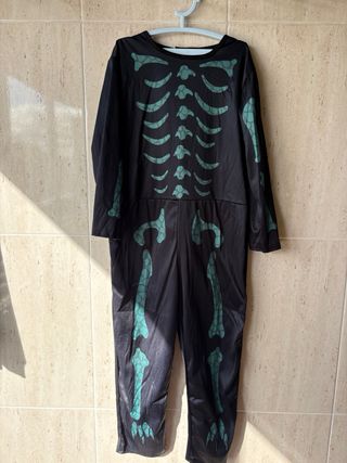 Disfraz esqueleto con cola Talla S (110-122 cm) 6€