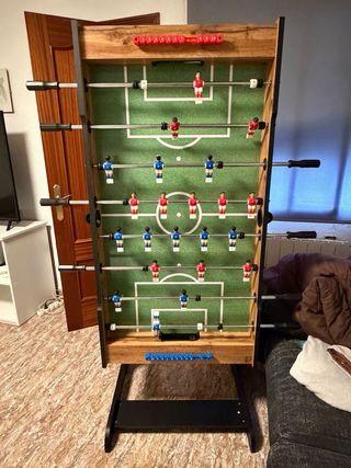 Futbolín de madera