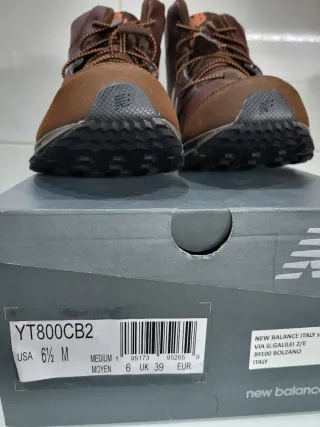 Botas New Balance YT800CB2 Talla 39