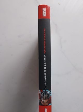 Vengadores de Jonathan Hickman 6