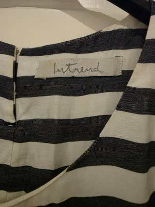 Vestito Intrend a righe