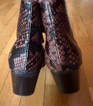 Botines Animal Print Tacón Bajo Gloria Ortiz N. 37