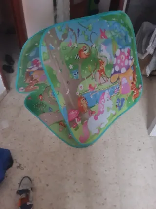 Tienda de campaña infantil con diseño de fantasía