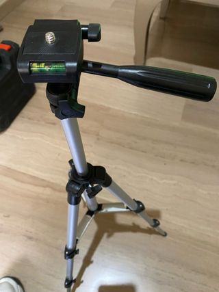 Nivel Láser Verde con Trípode