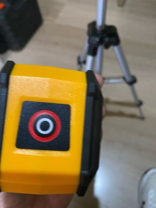 Nivel Láser Verde con Trípode