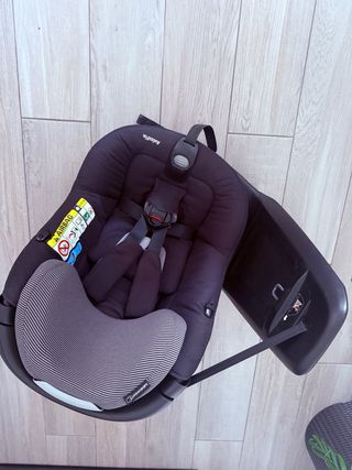 Cadeira Auto Bebé Confort AxisFix 9-18kg