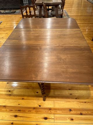 Mesa de roble plegable S.XIX