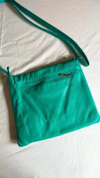Bolso piel turquesa