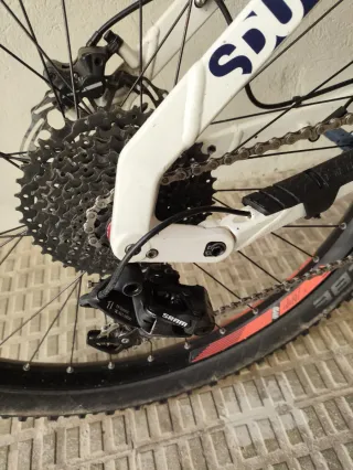 MTB Eléctrica Doble Suspensión Haibike