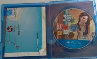 PS4 (PlayStation 4) + 3 Giochi