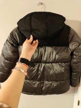 Abrigo niño solcote con capucha impermeable