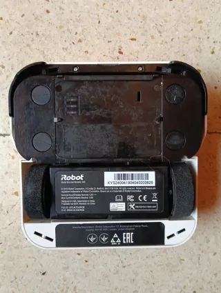 Robot fregasuelos iRobot Braava Jet  sin batería.