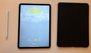 iPad Pro 11 2ª Gen + Apple Pencil