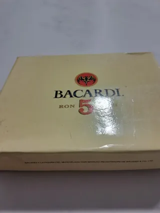 Petaca Licorera Bacardi 5 Años Cuero