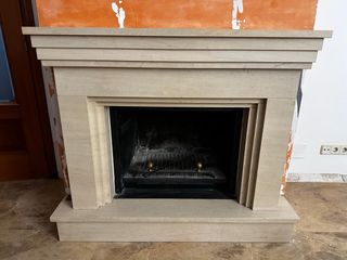 Chimenea y embocadura de marmol