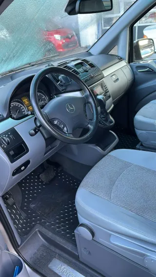 Mercedes-Benz Viano 2010