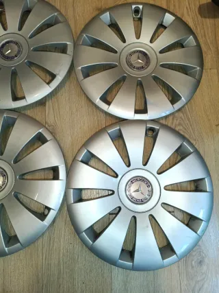 Tapacubos Mercedes R15 A2464000025