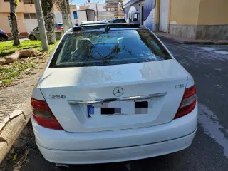 Mercedes-Benz Clase C 2010