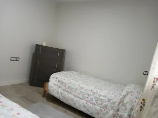 2 Cama de 90 completa con colchones