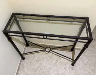 Mesa recibidor cristal y metal