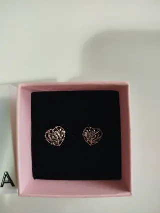 Pendientes Pandora Corazón Plata