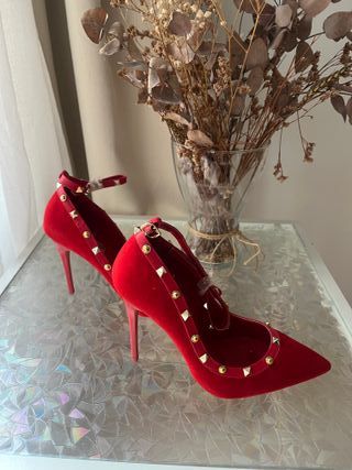 Zapatos de tacón rojos terciopelo T38