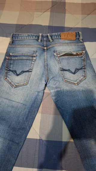 Lotto 4 Pantaloni Guess uomo